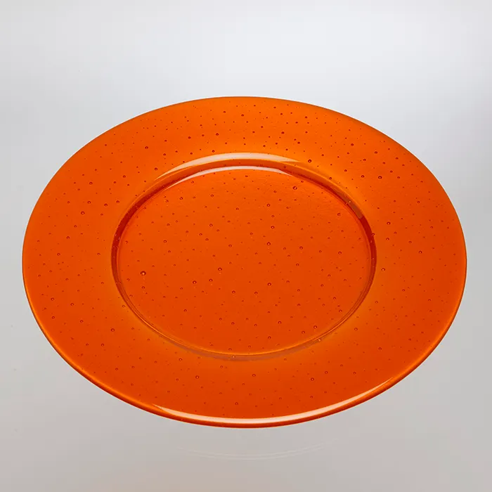Runder Platzteller aus farbigem Glas